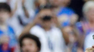 Xavi Hernandez trofeo Euro