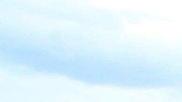 Ciudadanos procedentes de Venezuela entran a Colombia por el puente Simón Bolívar