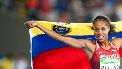 Chavistas presumen a Yulimar Rojas, mientras opositores afirman que es objeto de propaganda política.