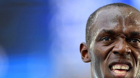 Usain Bolt cumplirá con el trámite de las semifinales de los 200 m.