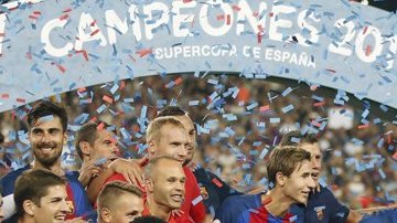 El Barcelona vence al Sevilla y se agencia la Supercopa de España.