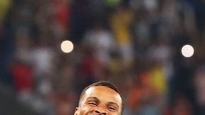 Un momento para la posteridad: De Grasse y Bolt, en un gesto inolvidable. Una de las mejores fotos de Río 2016, sin duda.