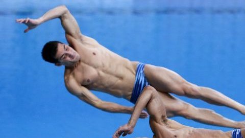 Rommel Pacheco y Jahir Ocampo tratarán, en saltos sincronizados de trampolín, de enderezar a los clavados de México, país que es una potencia en el deporte pero que han tenido una primera parte mala en Río.