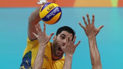 La selección brasileña de boleibol varonil, finalista hace cuatro años en Londres, buscará su tercer triunfo seguido al enfrentarse a Estados Unidos, que es un rival de respeto.