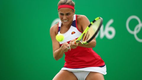 La bella puig en acción ante la alemana Laura Siegemund en cuartos de final.