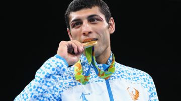 Shakhobidin Zoirov mordió el oro y fue uno de los siete medallista olímpicos de la República de Uzbekistán en Río 2016.