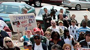Florida Voters Group Protests In Front Of DNC Offices