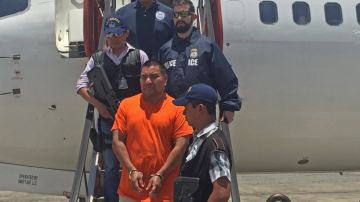 Santos López Alonzo a su arribo a Guatemala desde Los Ángeles en 2016