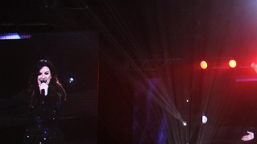 El emotivo momento de la boda de concierto.