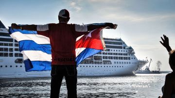 TOPSHOT-CUBA-US-DIPLOMACY-TOURISM-CRUISE