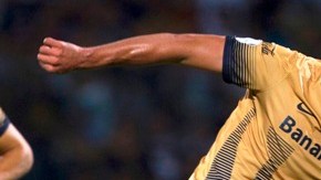 Pumas e Independiente del Valle durante un partido de la pasada edición de la Copa Bridgestone Libertadores.