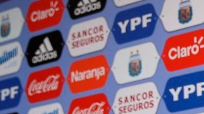 Edgardo Bauza se mostró crítico con el equipo que es dueño de los derechos federativos de Lionel Messi.