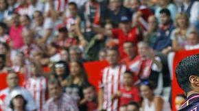 Luis Suárez festeja su gol ante el Sporting de Gijón.