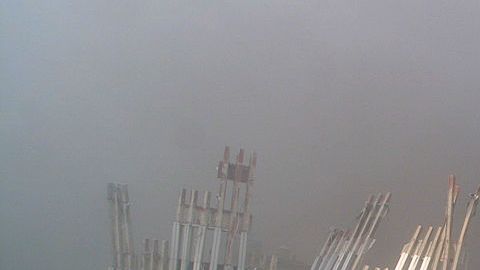 El desplome de las Torres Gemelas dejó el aire muy denso, lleno de polvo, asbesto y  más de 400 tipos de químicos.