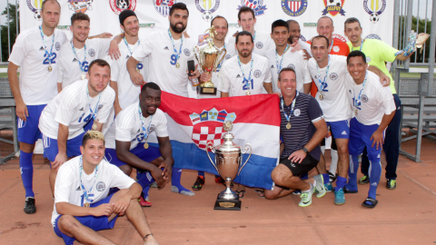 New York Polet hizo historia al ganar por primera vez la “Copa Sal Rapaglia” para Long Island.