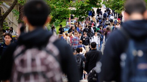 La doble nacionalidad facilita la educación a los niños de EEUU en México.