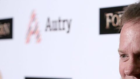 Kiefer Sutherland protagoniza la nueva serie "Sobreviviente designado".