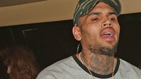 Aunque el cantante lo ha negado todo, la investigación sigue su curso.