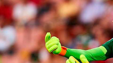 Guillermo Ochoa no da una con el Granada.