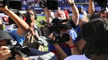 Josh Norman, de los Redskins, y Odell Beckham Jr, de los Giants, se dieron la mano tras un nuevo duelo entre ellos. Washington ganó a Nueva York.