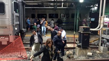 HOBOKEN, NJ - SEPTEMBER 29: Passengers rush to safety after a NJ Transit train crashed in to the platform at the Hoboken Terminal September 29, 2016 in Hoboken, New Jersey.New Jersey emergency's management system is reporting more than 100 people were injured in the crash. (Photo by Pancho Bernasconi/Getty Images)