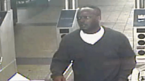 El sospechoso atacó con una cuchilla a un hombre de 38 años cuando ambos viajaban en la línea D dirección norte.