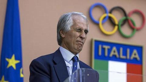 El presidente del Comité Olímpico Italiano (CONI), Giovanni Malagó, lamentó la oposición del gobierno local para la candidatura.