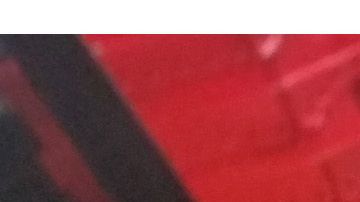 Dos personas fueron detenidas en posesión de más de US$3 millones en efectivo.