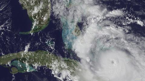 Matthew rumbo a Florida