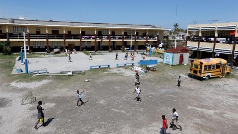 Luto por las víctimas del huracán.