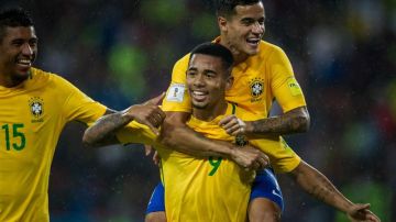 Brasil ya está arriba de Uruguay en el camino a Rusia 2018.