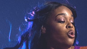 Los testimonios del actor y la cantante son contradictorios.