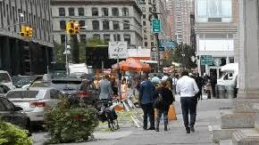 Carmen Rivera, de 62 años,  vive en un apartamento de El Bronx junto a su esposo.