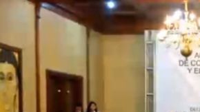 Anuncio diálogosImage copyrightGOBIERNO DE COLOMBIA
Image caption
La primera reunión entre el gobierno colombiano y la guerrilla será en Quito, el 27 de octubre.