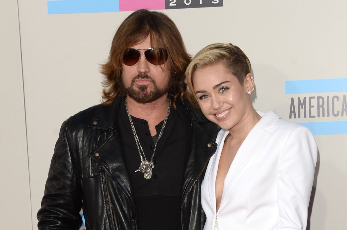 La relación entre Miley y Billy ha mejorado mucho. 