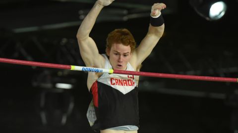 Shawn Barber evitó por poco una gran suspensión.