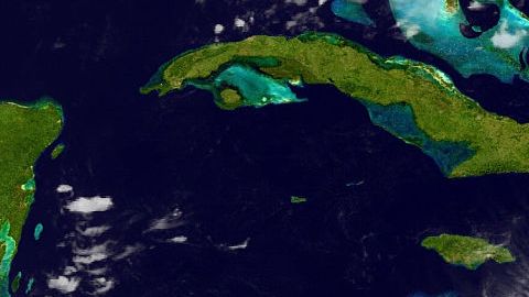 El huracán Matthew alcanzó rápidamente la categoría 4 y siguió aumentando su fuerza hasta llegar a categoría 5 el viernes tarde.