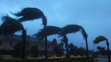 El Huracán Matthew ha registrado vientos muy peligrosos, que alcanzan las 120 millas por hora.
