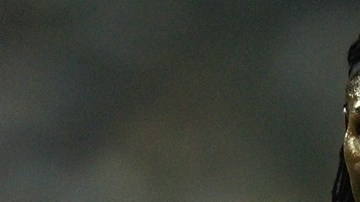 Rigobert Song es parte de los legendarios Leones Indomables de Camerún de la década de los 90's.