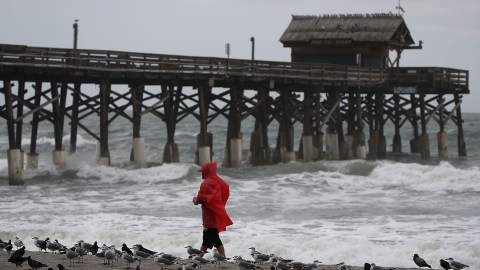 El huracán Matthew provocó la evacuación de grandes áreas de la costa de Florida.