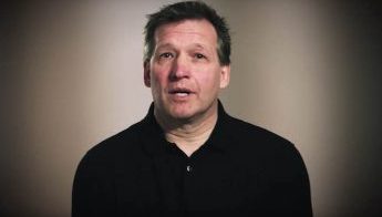 Pete indicó que es adicto al sexo.