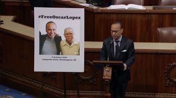 El congresista Luis Gutiérrez ha hecho campaña para que el Presidente Obama libere a Oscár López Rivera.