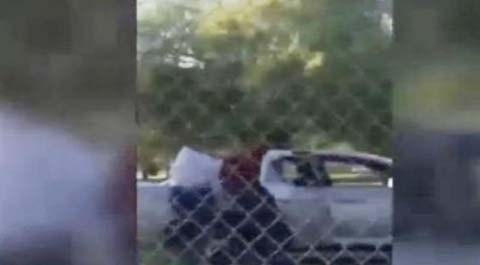El presunto testigo estaba haciendo ejercicios en el parque.