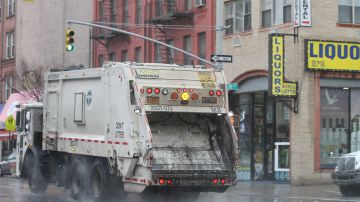 La recolección de basura en los barrios de Nueva York fue afectada por la nevada