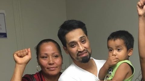 La asociación "Juntos" está ayudando a Javier ya su familia.