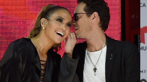 ¿Qué les susurrará al oído?