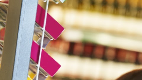 Hasta cuatro millones de trabajadores podrían beneficiarse de la paga de horas extra./Shutterstock