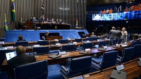 Los legisladores brasileños ganan muy bien.