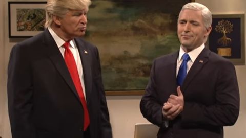 Alec Baldwin volvió a ser la sensación como Donald Trump.