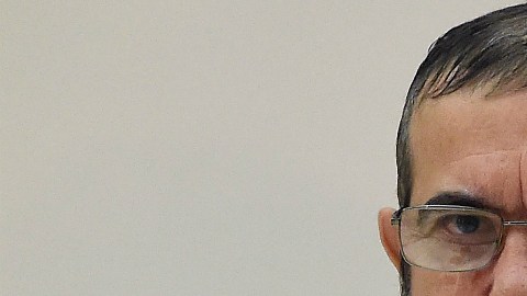 "¡Viva Fidel, Carajo!!!", escribió en su cuenta de Twitter.